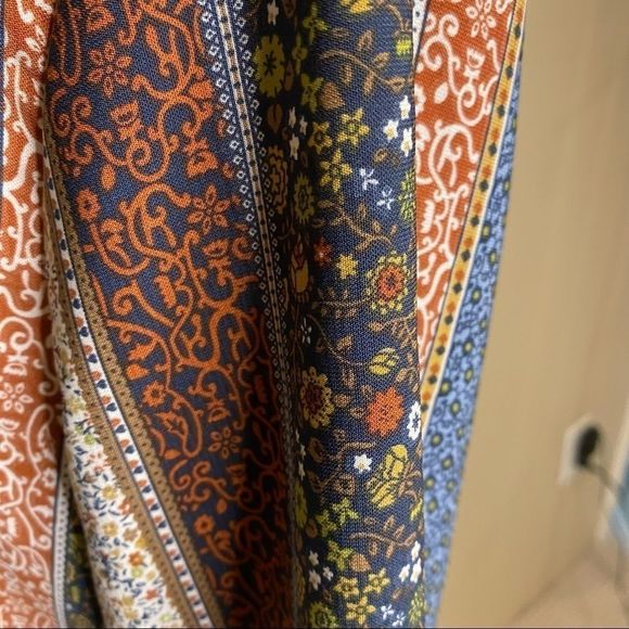 Vintage Havana Open Back Blouse - Picture 3 of 7